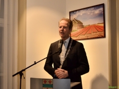 AC32F3BD-F265-4FC8-B7E0-D27C5B633837_1_201_a