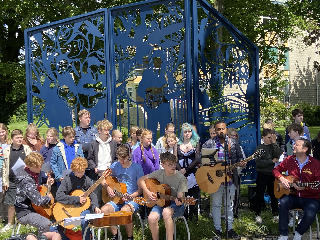 Nieuw informatiebord Beatlesmonument