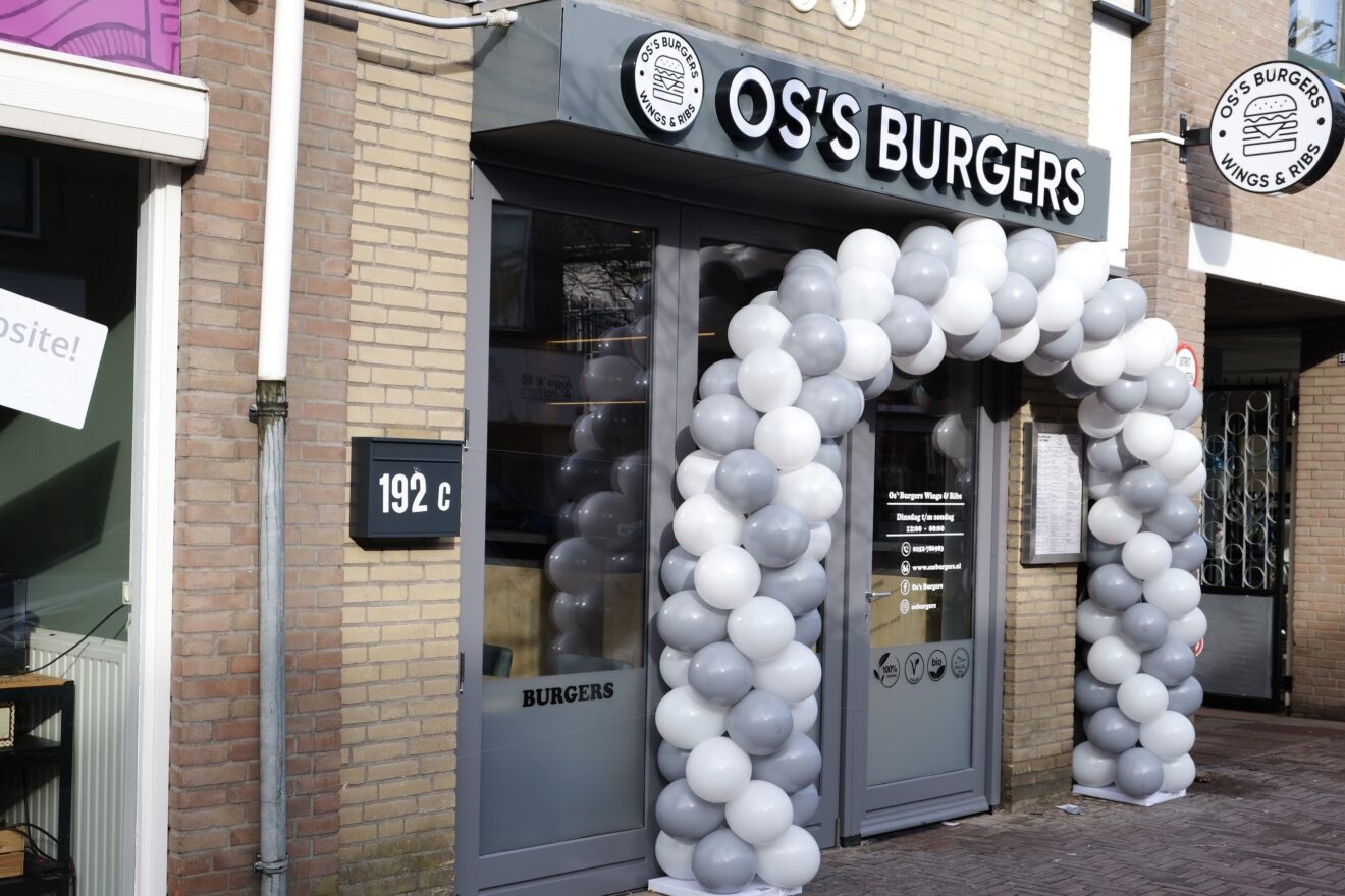 Restaurant 'Os's Burgers, Wings & Ribs' opent haar deuren in de Hoofdstraat
