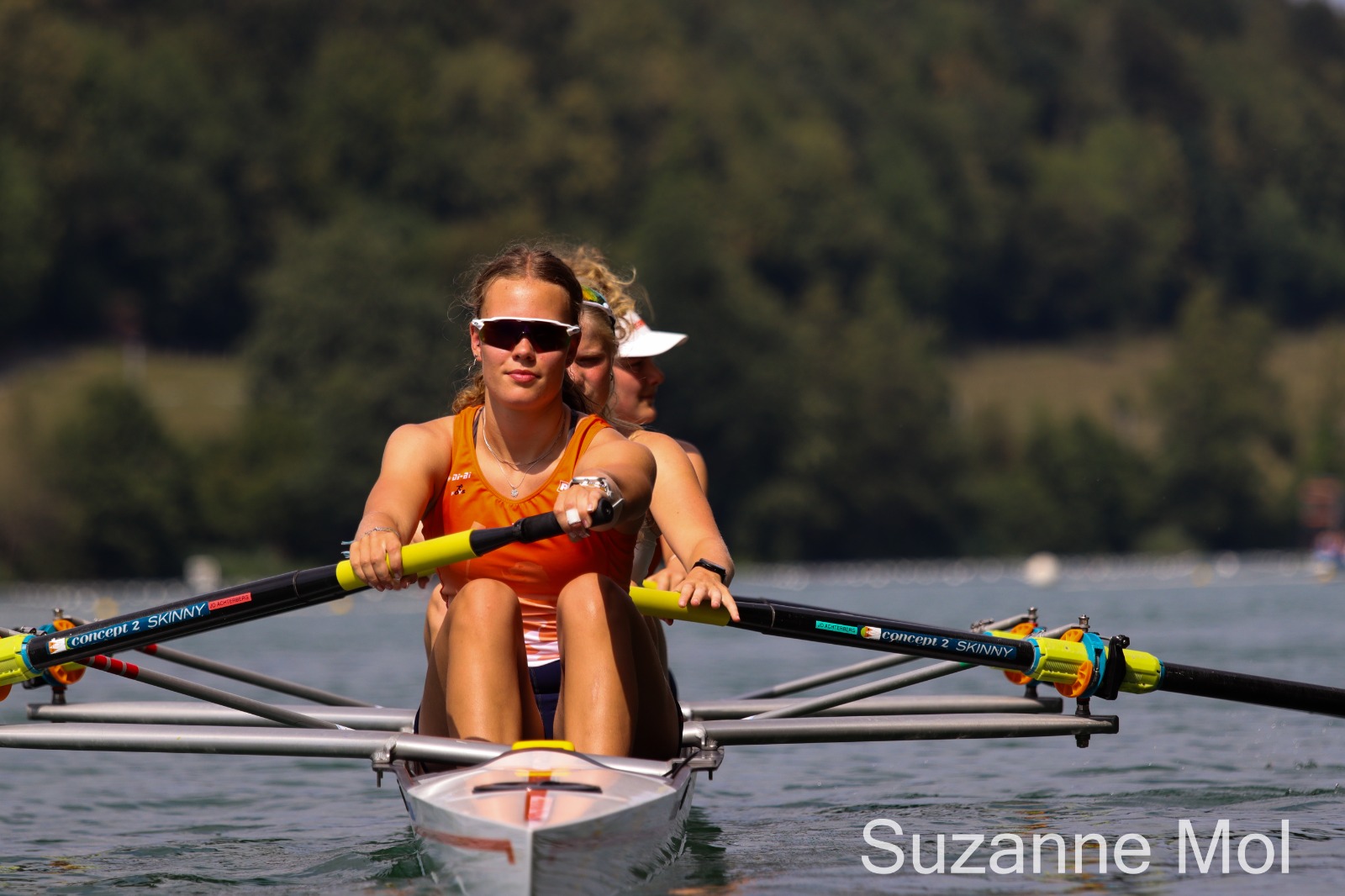 Hillegomse coach achter Europees roeisucces Milou Galdeij