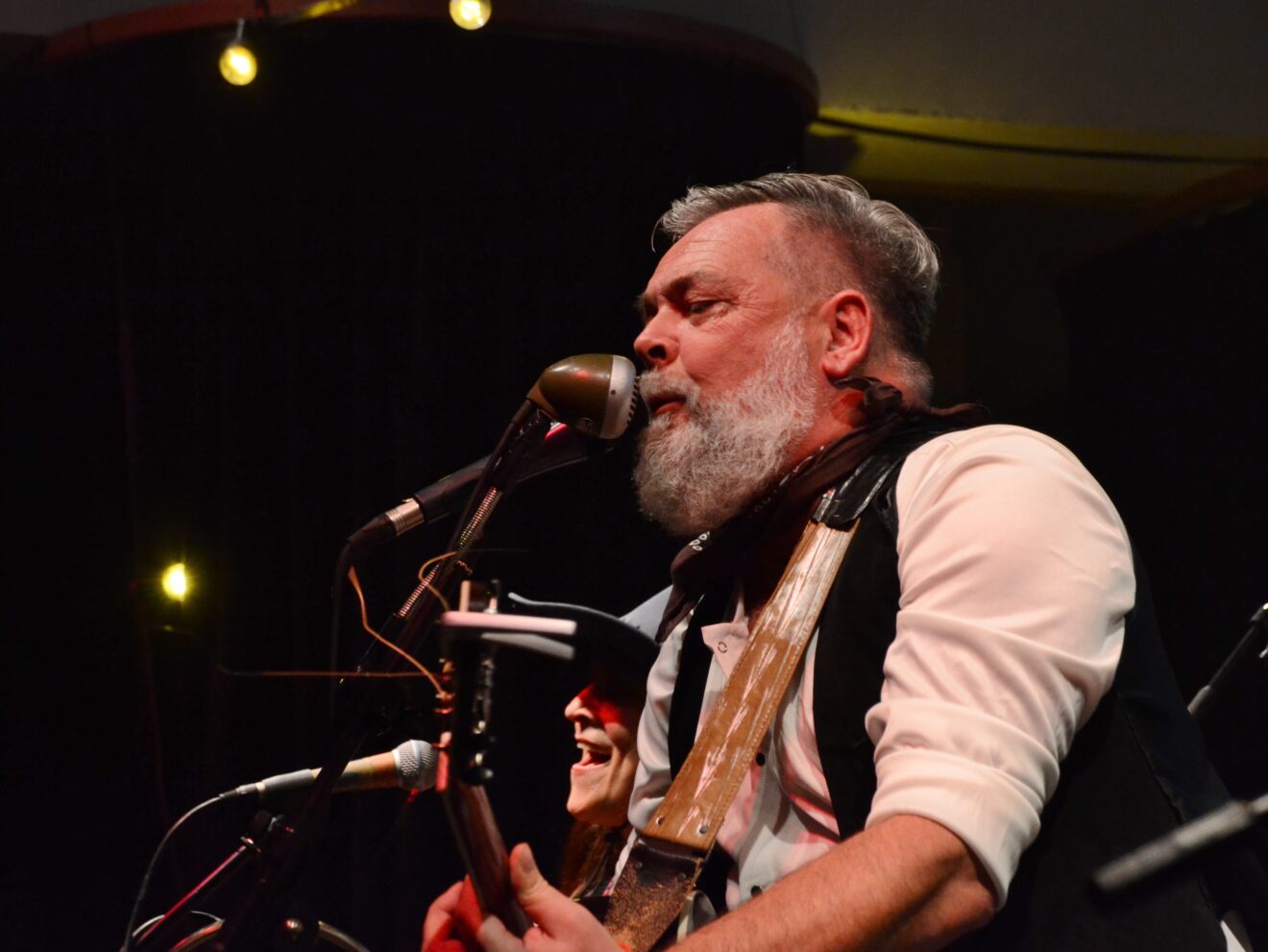 Albert Mooneys in Kulturele Raad