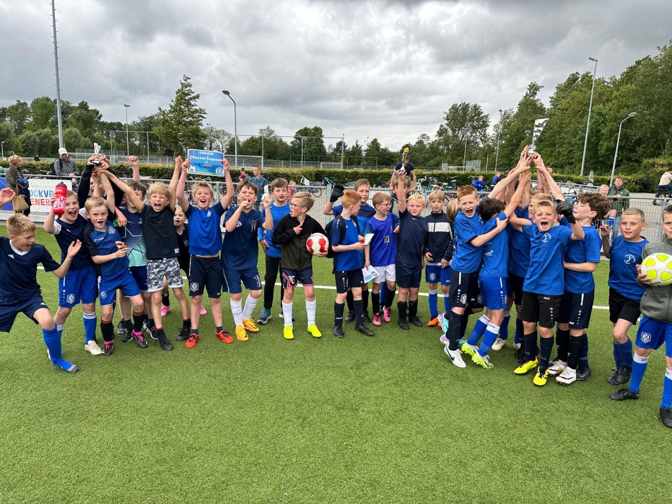 Schoolvoetbaltoernooi groot succes