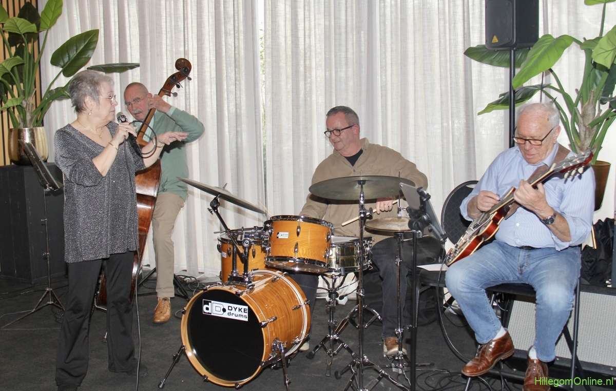 Jazzy Sunday Afternoon